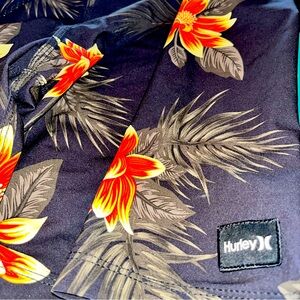 Hurley Floral Print Men’s Boardshorts Sz34